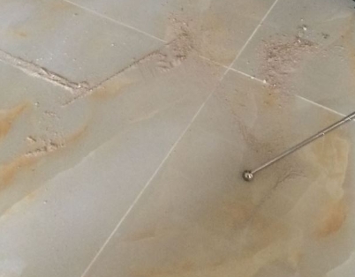 百色市瓷砖空鼓维修公司分享粘合剂选择不当在瓷砖铺贴过程中可能导致以下问题
